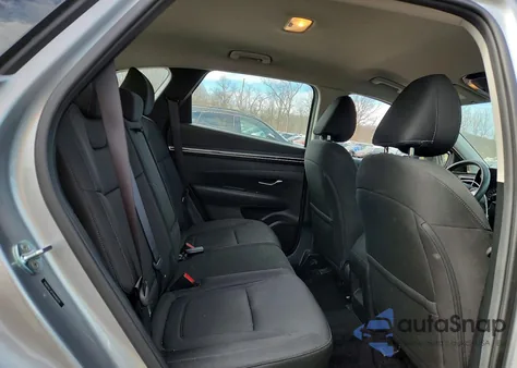 2022 Hyundai Tucson Se z USA, uszkodzony, nr VIN 5NMJACAEXNH061215